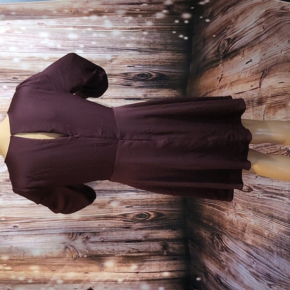 Express Women's Surplice Fit & Flare Long Sleeve Dress Size M ( Like New) - Picture 8 of 12